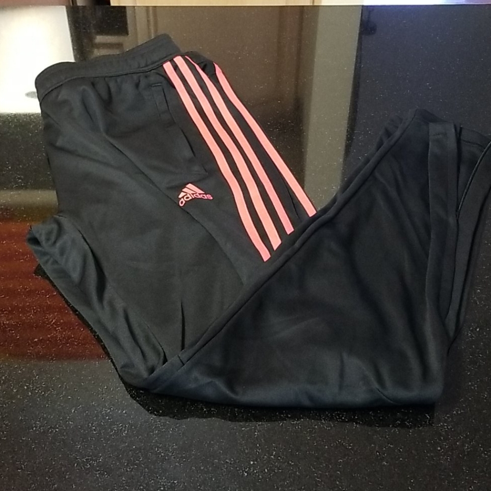 NWOT Adidas Jogger Pant